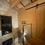 Mont-reve Chalet